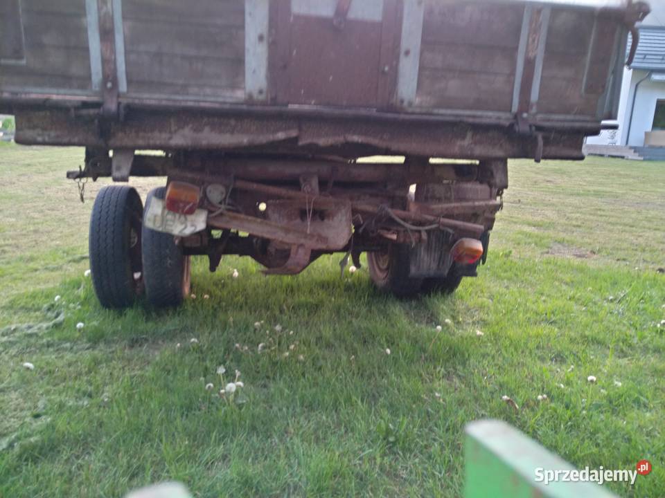 Przyczepa jednoosiowa 3 stronny wywrot nieuszkodzony