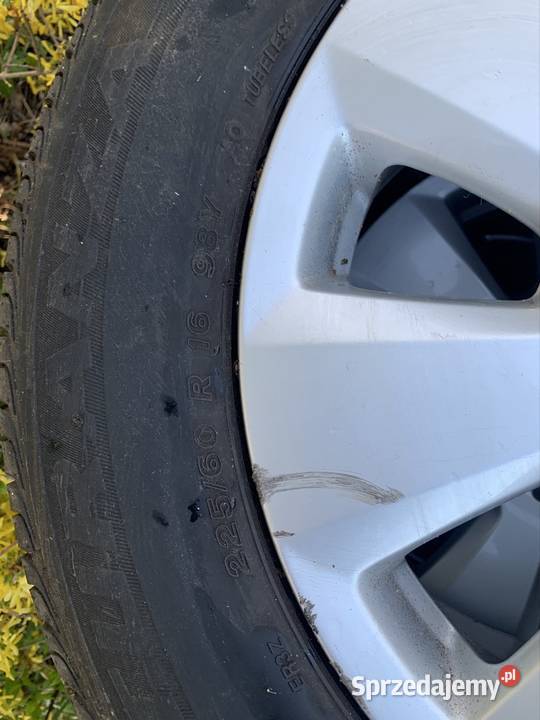 Felgi Audi A6 R16 22560 R16 letnie opony ET37