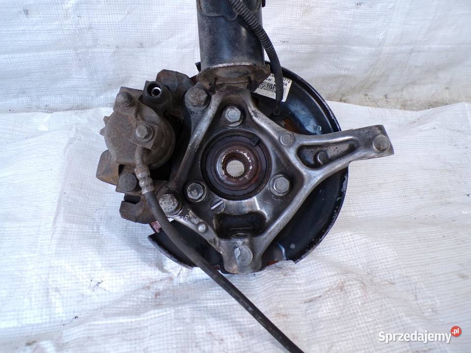 OPEL ASTRA V K 16 CDTI ZWROTNICA MCPHERSON PRAWY osobowe