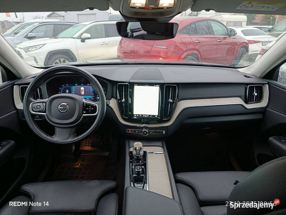 Volvo XC 60 II 2017 Komorniki sprzedam