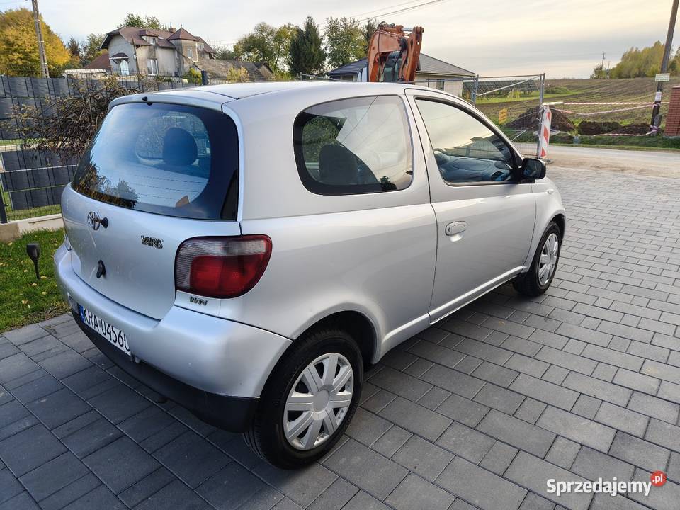 Niezawodna Toyota Yaris do Jazdy Miechów