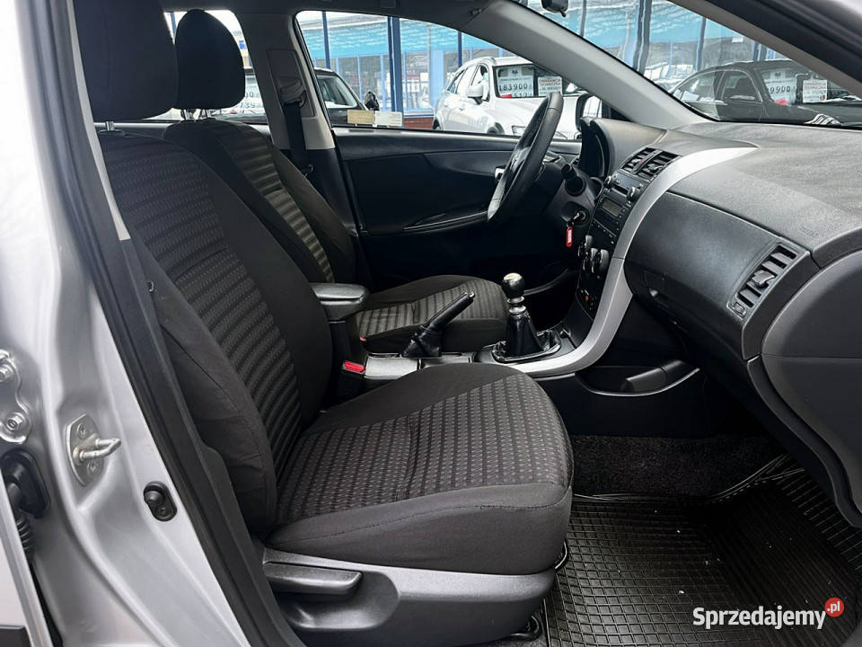 Toyota Corolla Podgrzewane Fotele Klimatyzacja isofix śląskie Mysłowice sprzedam