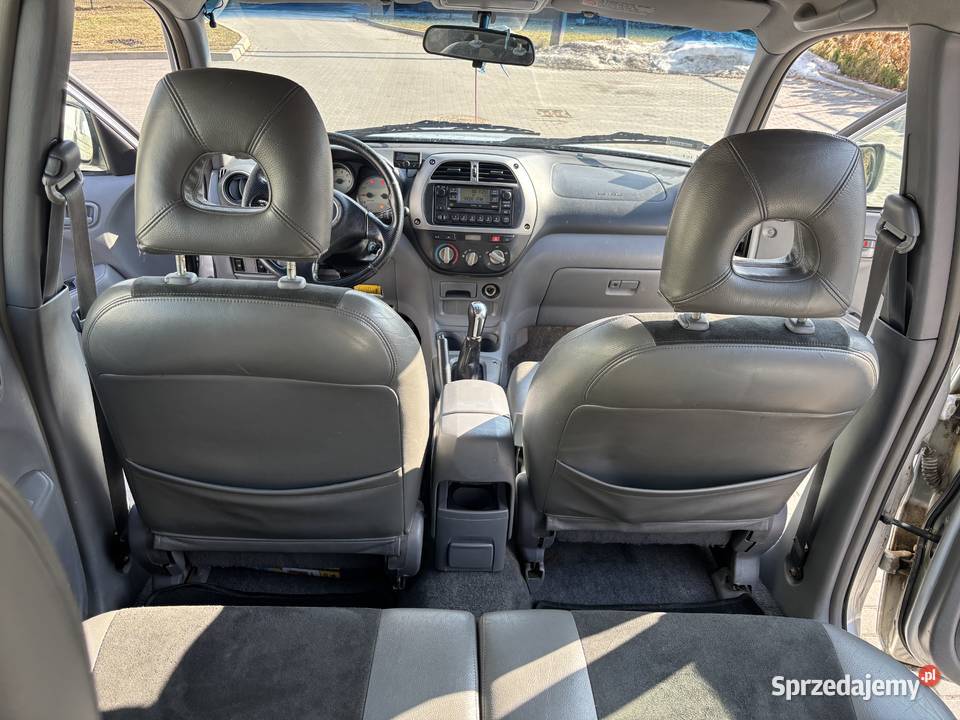 Sprzedam Toyote RAV4 w pakiecie largo winch Kolonia Kiełczewice Dolne