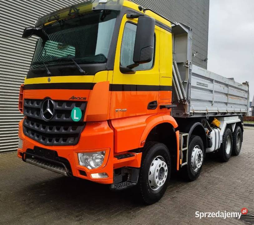 Wywrotka 8x4 Mercedes Warszawa