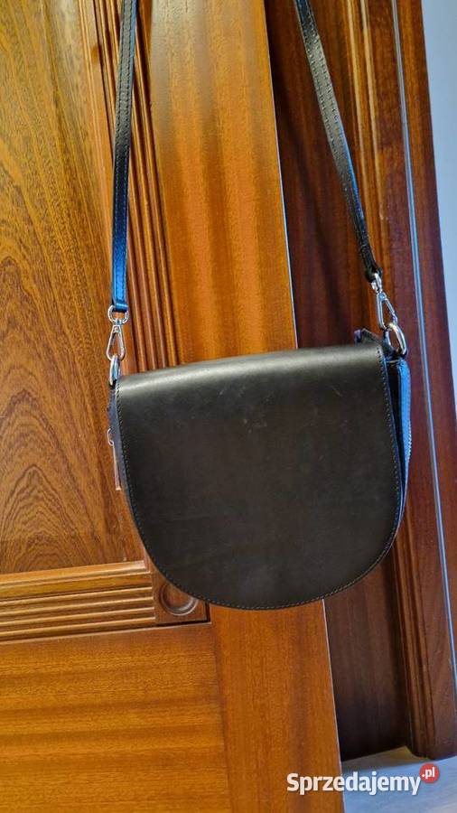 Mała ale pakowna TOREBKA skórzana czarna prawie lubelskie