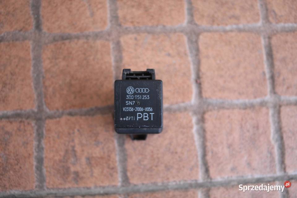 PRZEKAŹNIK VW PASSAT B6 3B0951253 osobowe