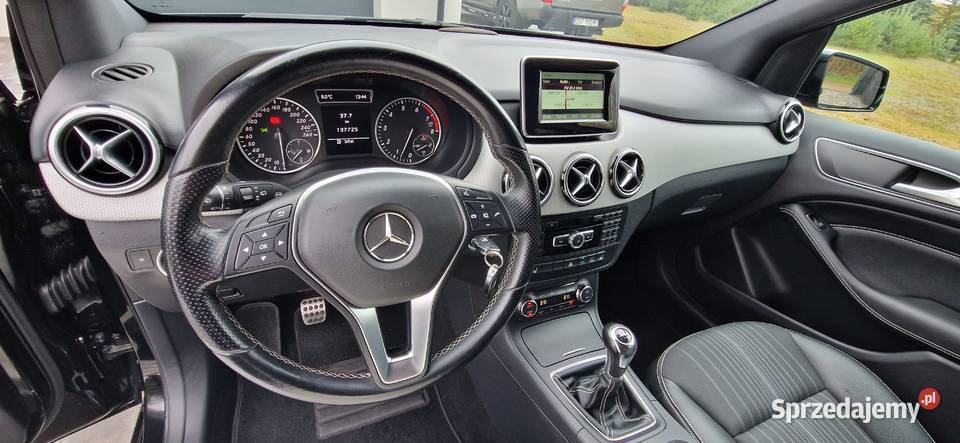 Mercedes BKlasa W246 B180 Xenon Led skórzana tapicerka Motoryzacja Starogard Gdański sprzedam