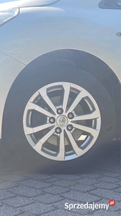 Toyota Verso Rok produkcji 2011 Kobiór