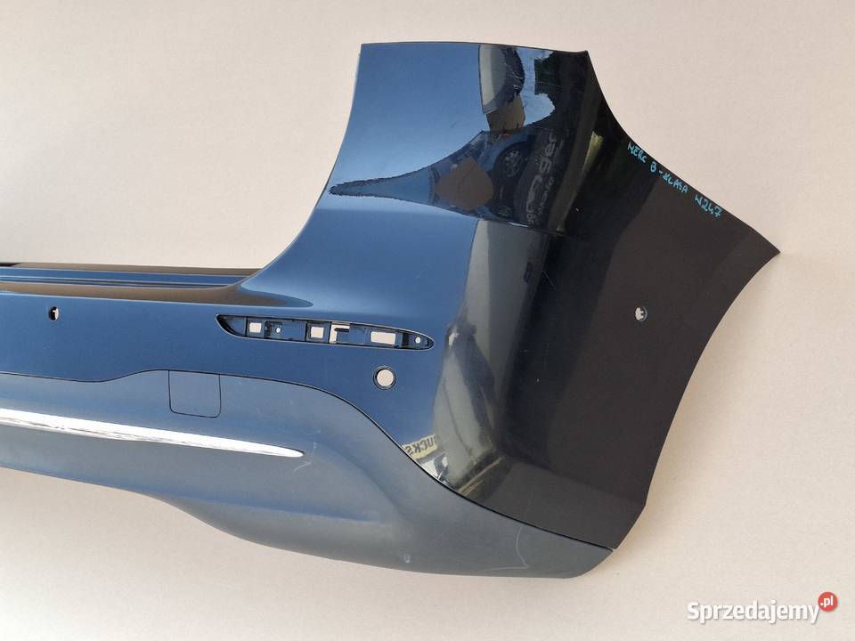 MERCEDES BKLASA W247 ZDERZAK TYŁ TYLNY DOKŁADKA Zderzaki Bieleń