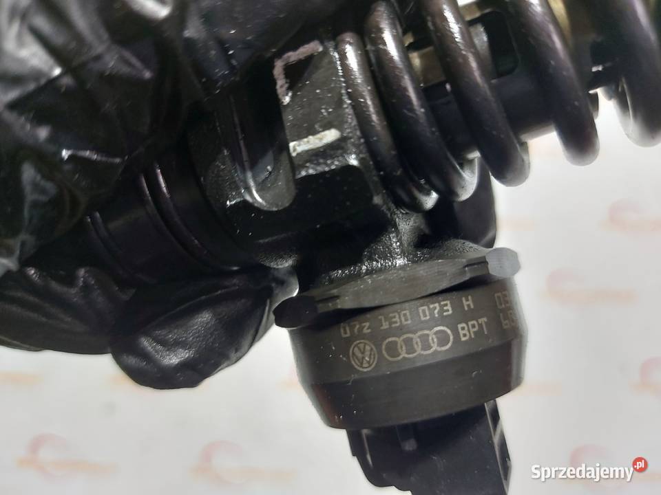 VW Touareg 50 V10 TDI AYH 313 195 07Z130073H osobowe Wtryskiwacze Kielce