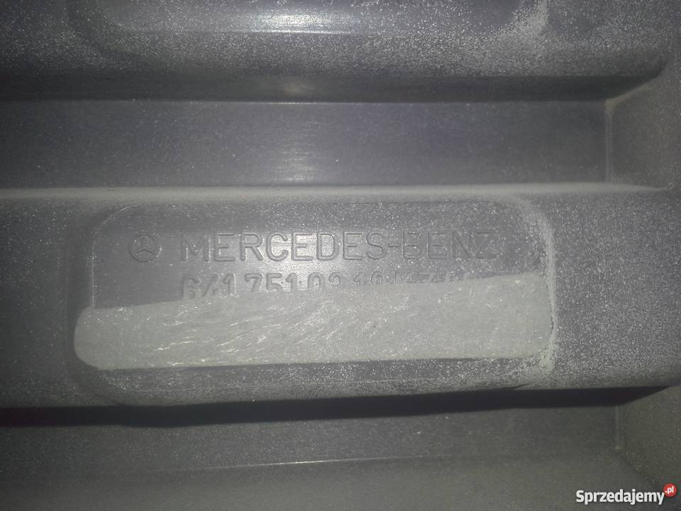 atrapa wąski grill Mercedes 1834 1824 1827 2524 ciężarowe Kłobuck sprzedam