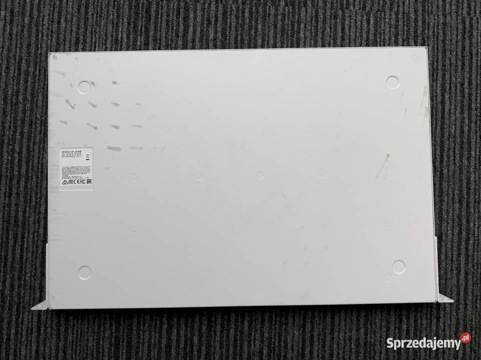 MikroTik CRS32824P4SRM switch PoE z SFP stan