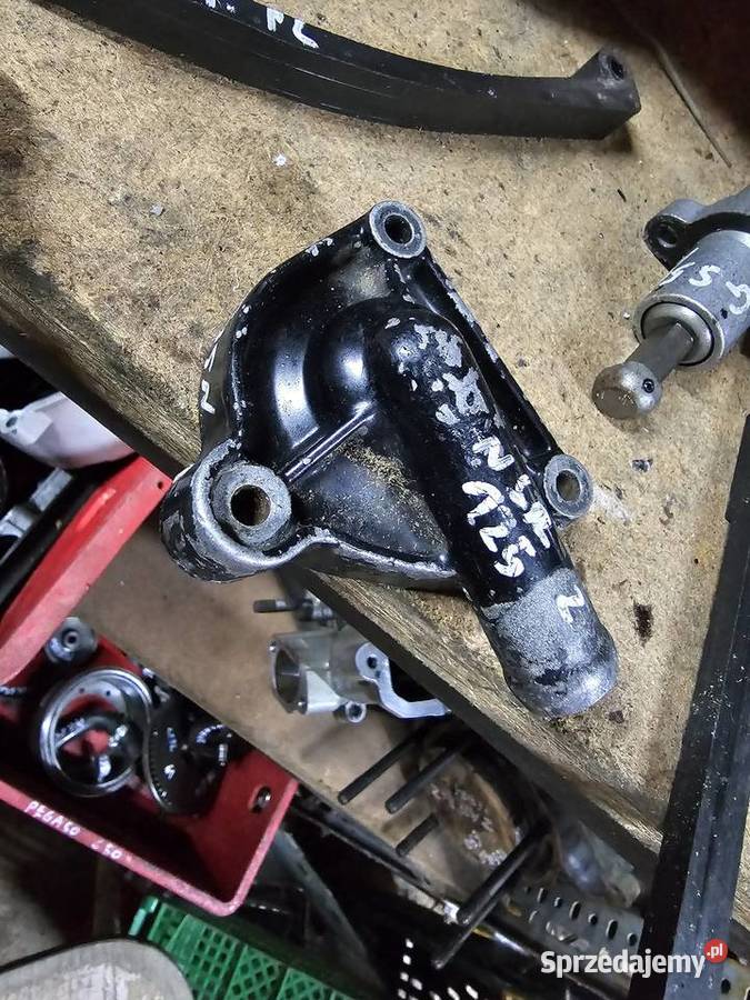 Honda NSR 125 pompa wody pokrywa dekiel dekielek Pokrywy i osłony silnika Jelenia Góra