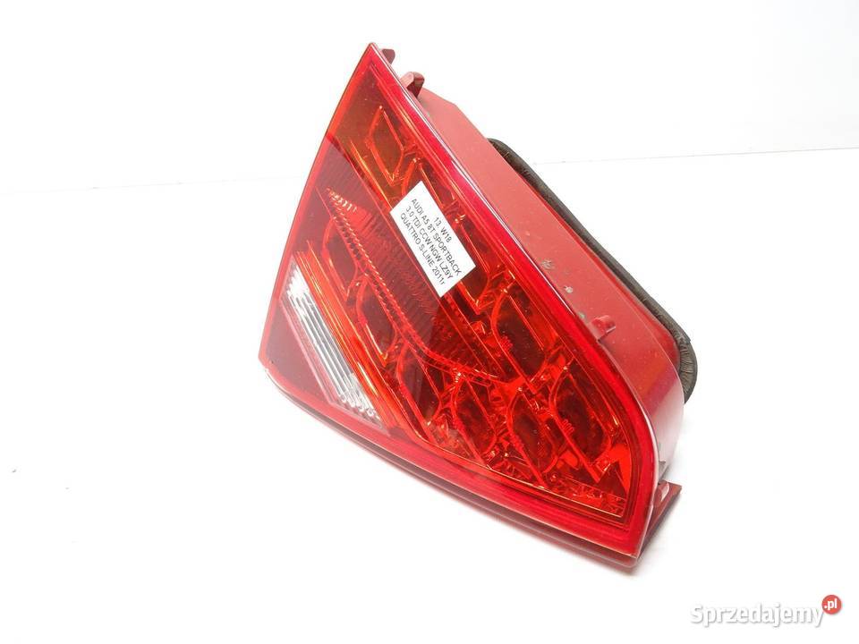 LAMPA LEWA LEWY TYŁ TYLNA W KLAPĘ 8T0945093A