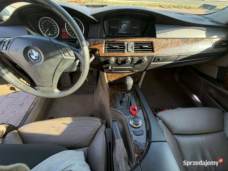BMW 530d COMBI 30 automat szyberdach skóra Katowice