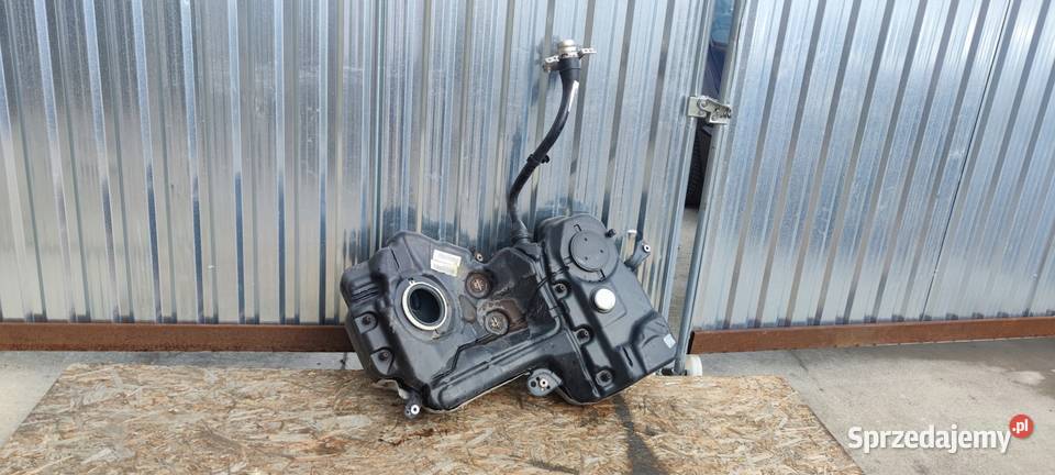 BAK ZBIORNIK PALIWA AUDI A4 B8 A5 8K0201021FK Przystajń