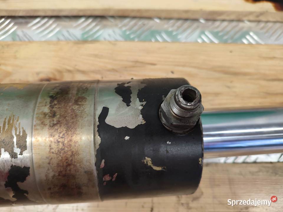 Siłownik skrętu Manitou MLT 827 Wilkowo