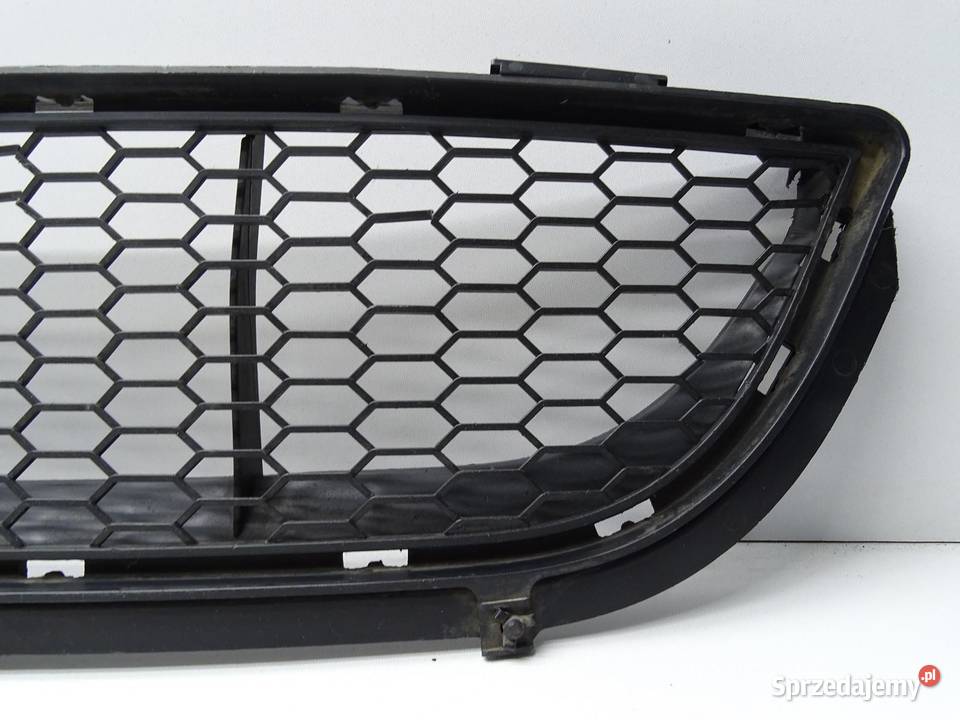 KRATKA ZDERZAKA ŚRODKOWA PRZÓD PRZEDNIA 7897759