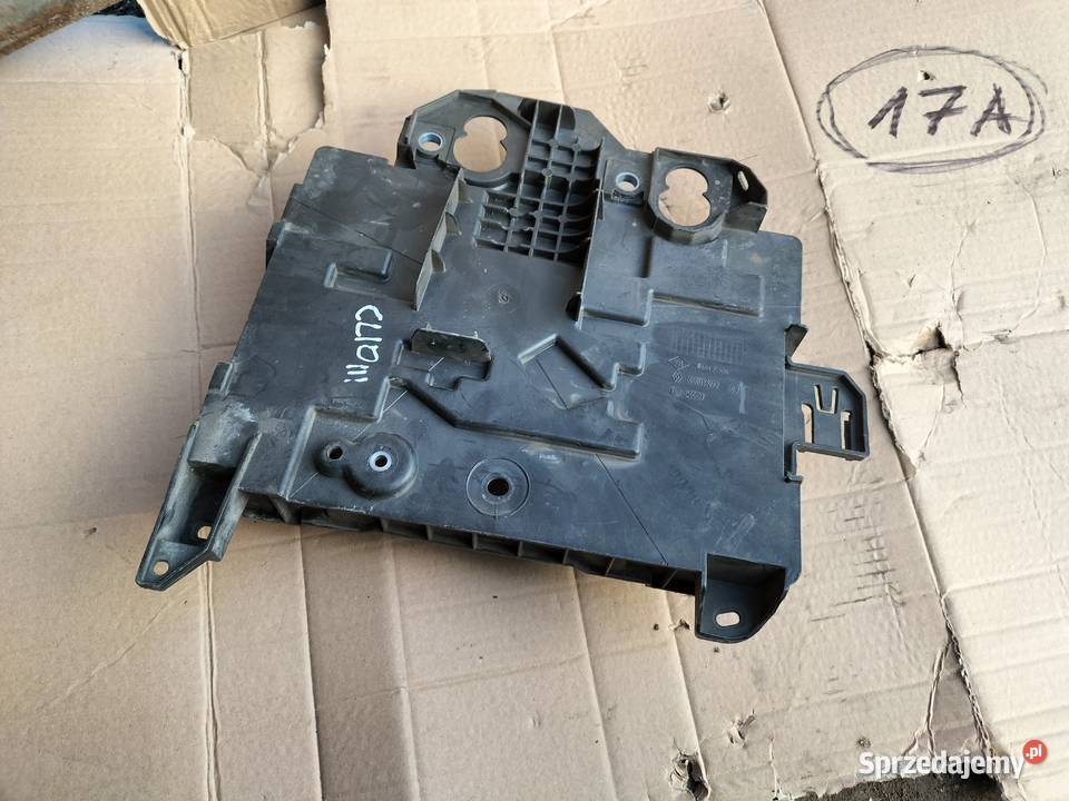 CLIO 3 PODSTAWA UCHWYT AKUMULATORA 8200314273 osobowe Kamień-Kolonia