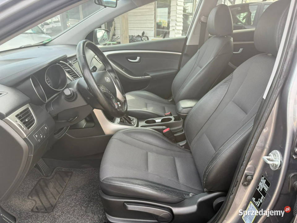 Hyundai i30 Hyundai i30 II KOMBI 16 CRDi 110 gniazdo USB Słupsk