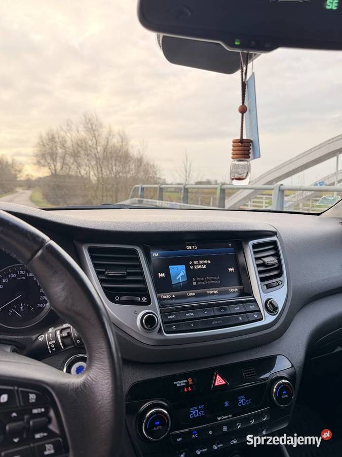 Hyundai Tucson 2015 20 CRDI 4x4 bogate 267180km Ostrołęka