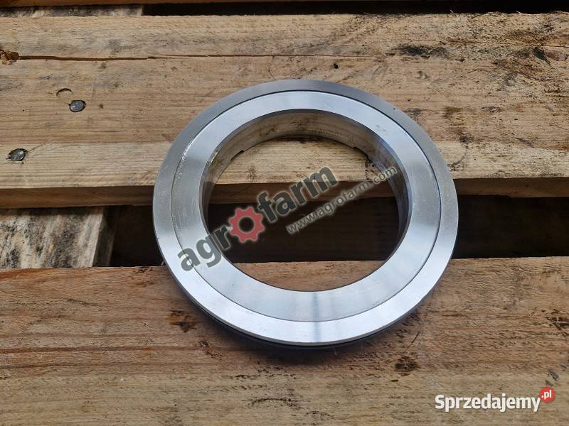 Tłok John Deere 6810 6910 Byków