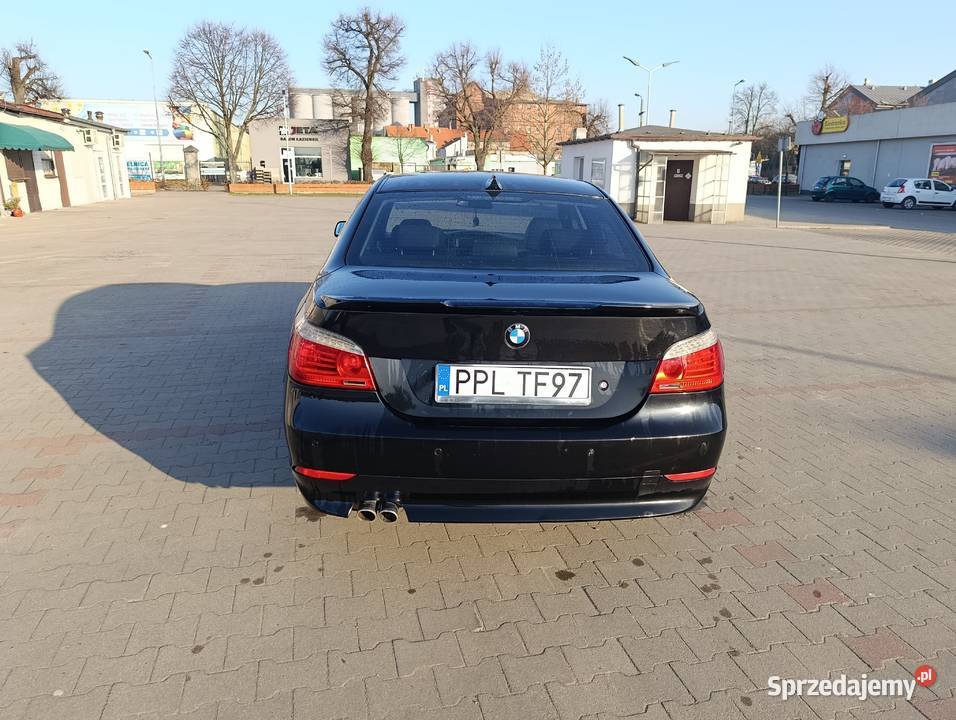 BMW E60 525D 177 nieuszkodzony Karmin