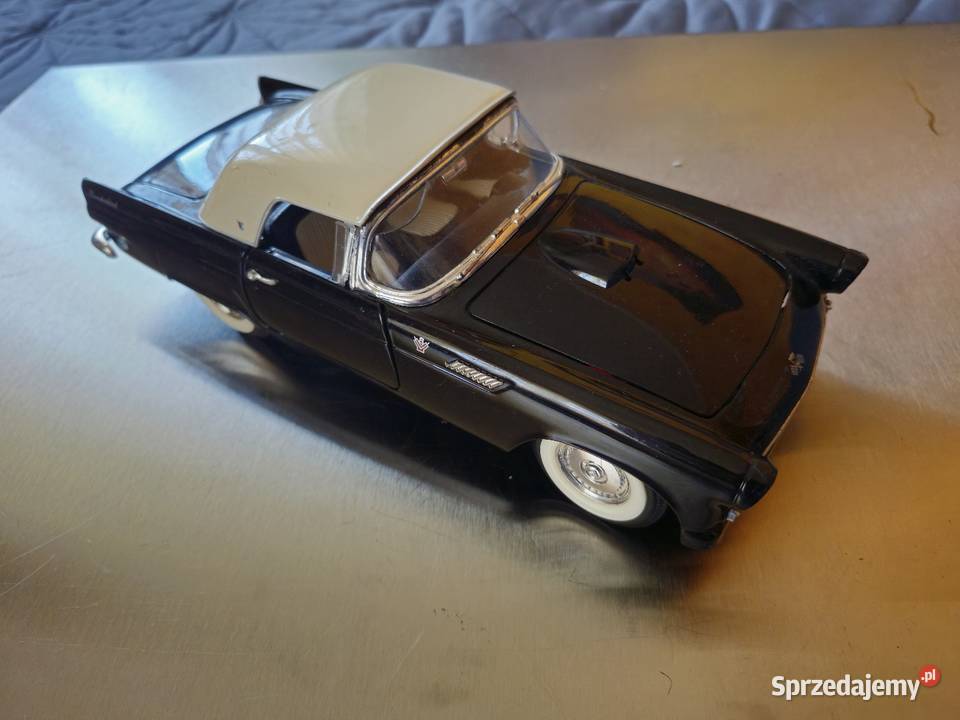 Model Ford Thunderbird 118 Road Signature dolnośląskie Legnica