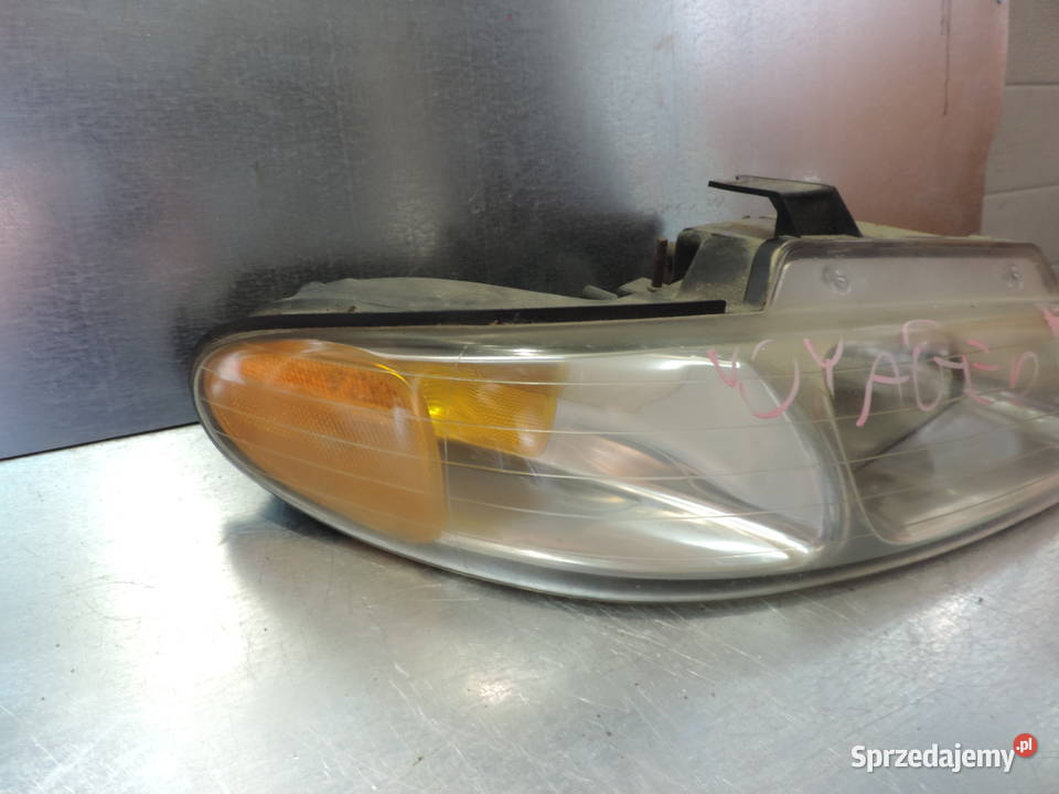 LAMPA PRAWY PRZÓD CHRYSLER VOYAGER III 9500 Nowy Sącz