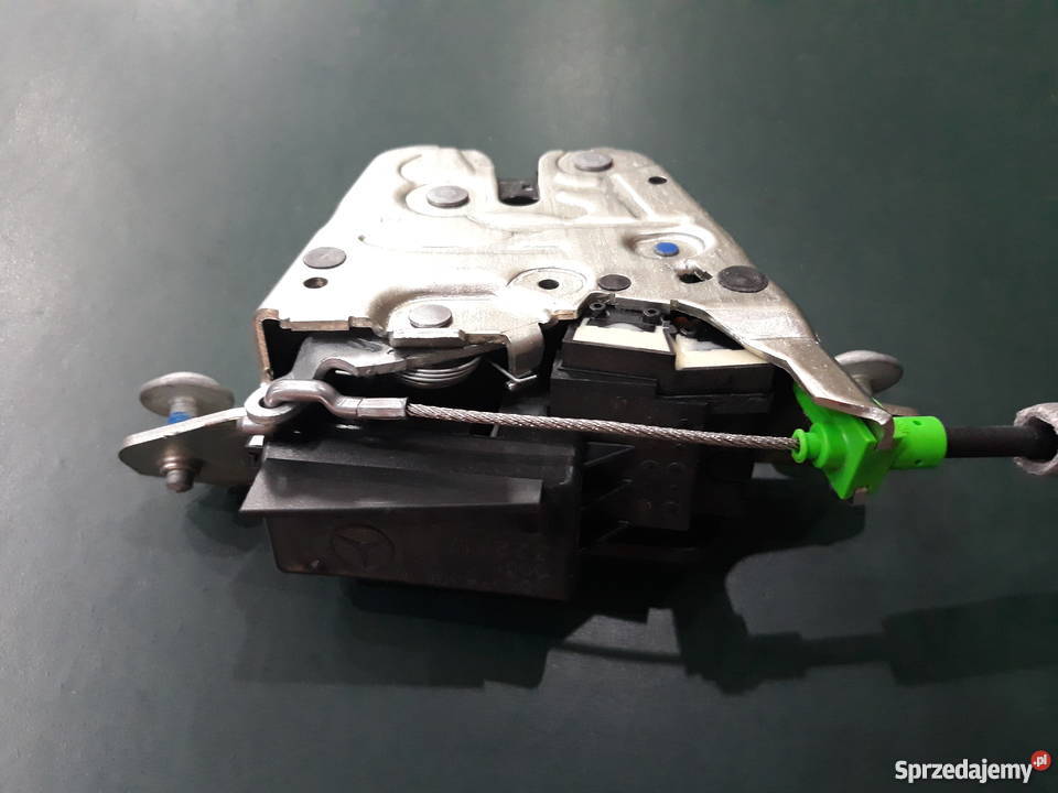 Zamek klapy Mercedes GLC osobowe Niedrzwica Duża sprzedam