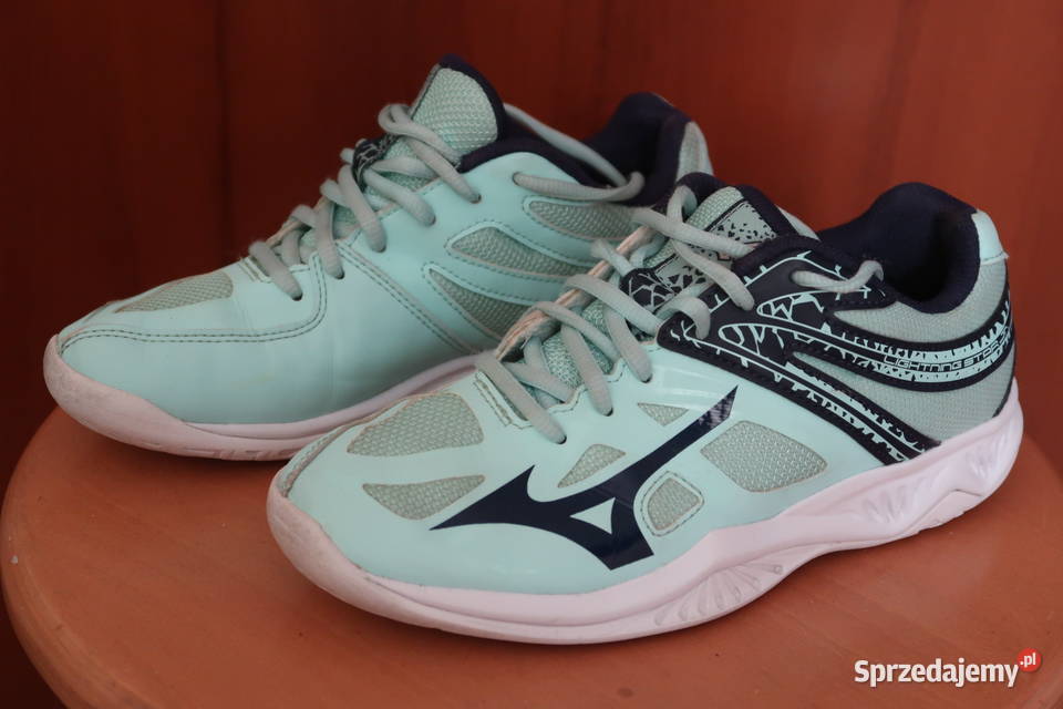 Buty sneakersy firmy MIZUNO Ligthning Star Z5 24cm Siedlce
