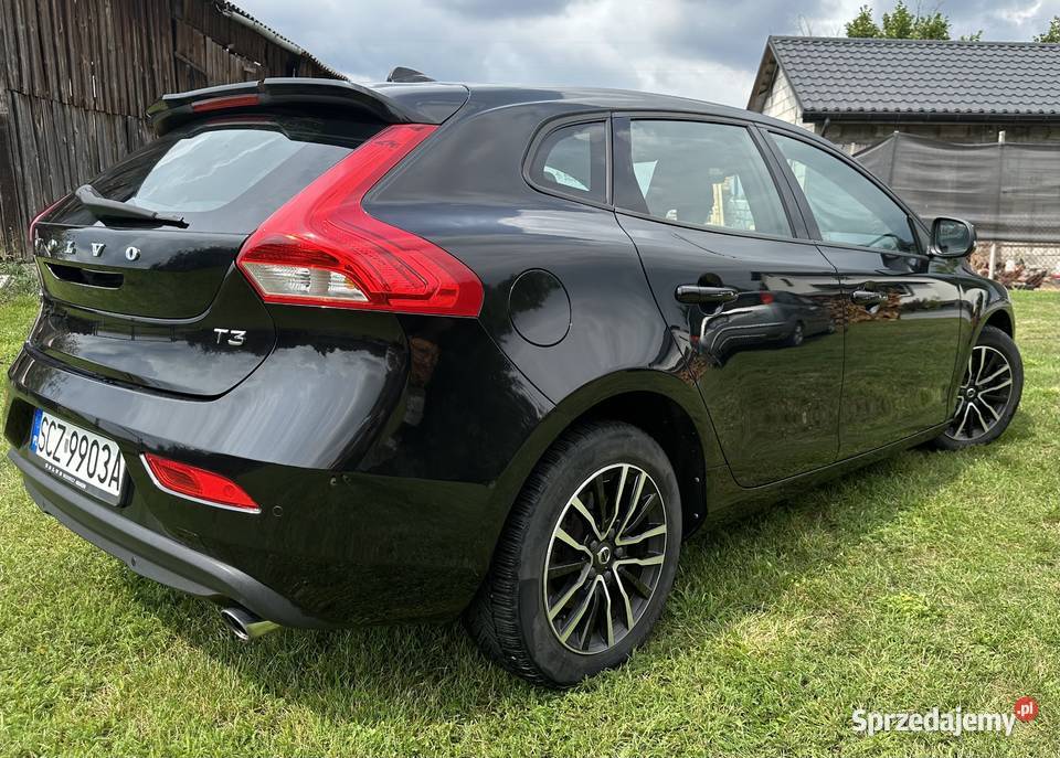 Volvo V40 Sprzedam Volvo V40 2017 Momentum Lelów