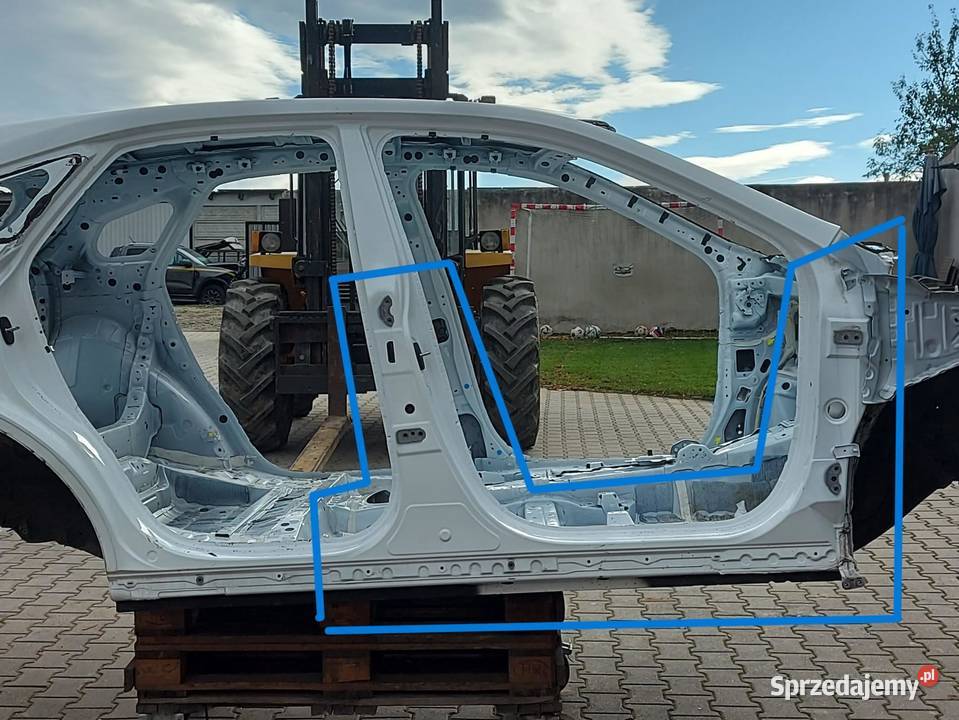 LEXUS RX500H V 5 2023 PRÓG PRAWY PRZÓD SŁUPEK