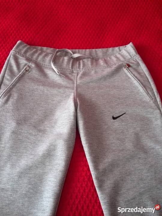 Spodnie dresowe NIKE Świnoujście