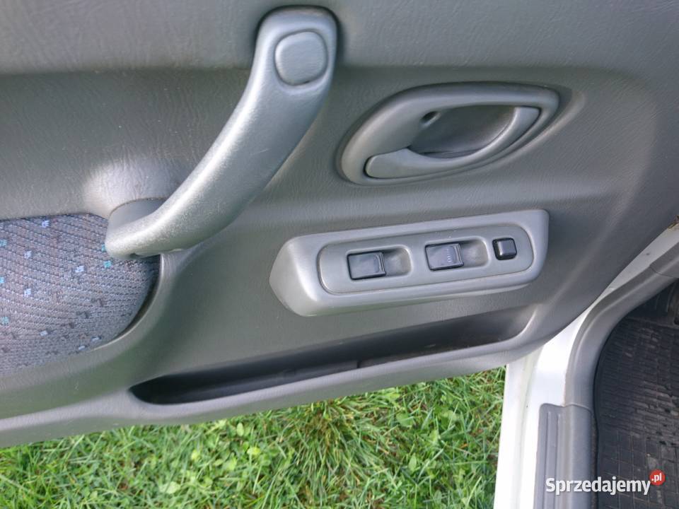 Suzuki Ignis I 2001r ABS elektryka klimatyzacja ABS