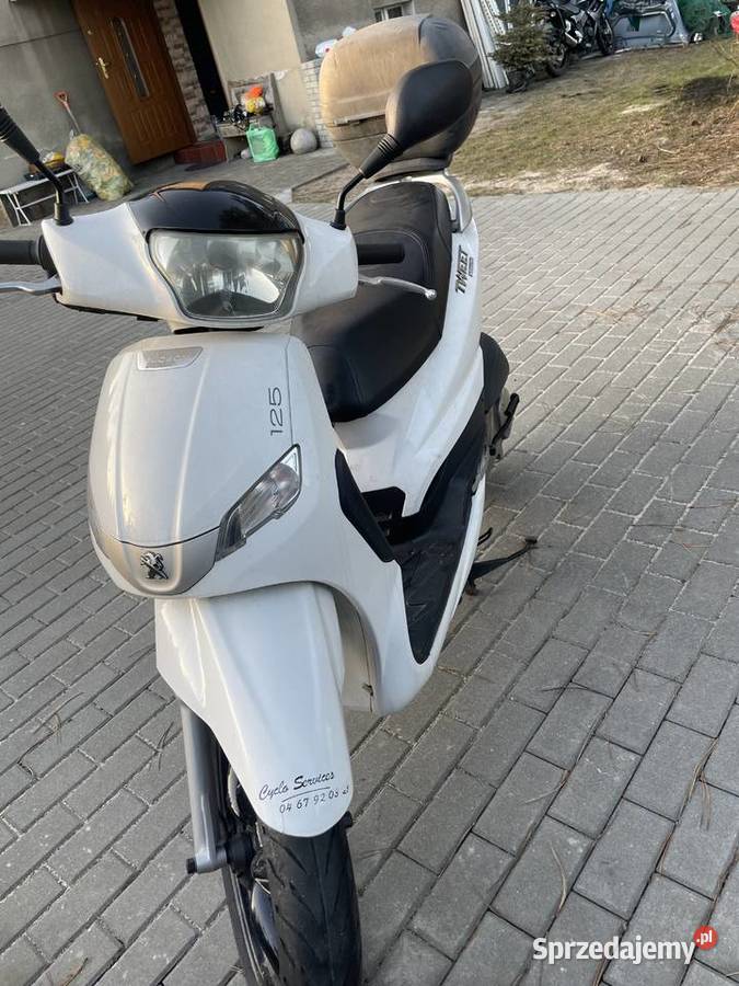 Peugeot tweet 125 transport suzuki honda sh cbf benzyna Ostrów Wielkopolski