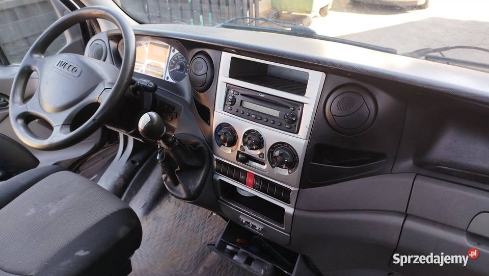 Iveco Daily 40C13 Skrzynia 46 metra