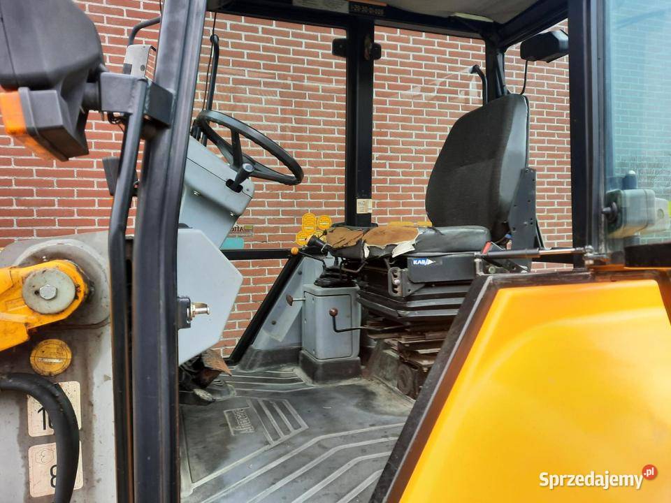 Fermec MF 750 koparko ładowarka Pozostałe Łopienno