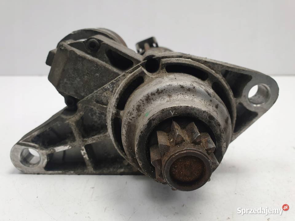 VW Golf V 14 16V ROZRUSZNIK Motoryzacja