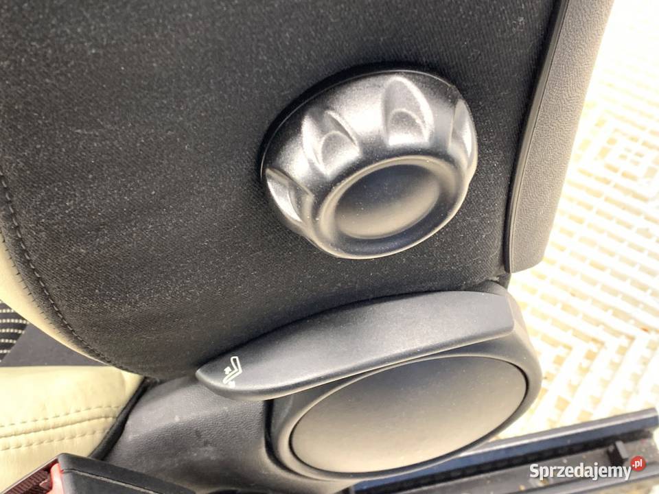 FOTEL PRAWY PRZÓD MINI R56 Hatchback 0514