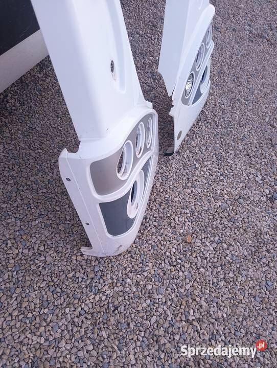 Narożnik zderzaka Dethleffs przyczepa kempingowa Odrowążek