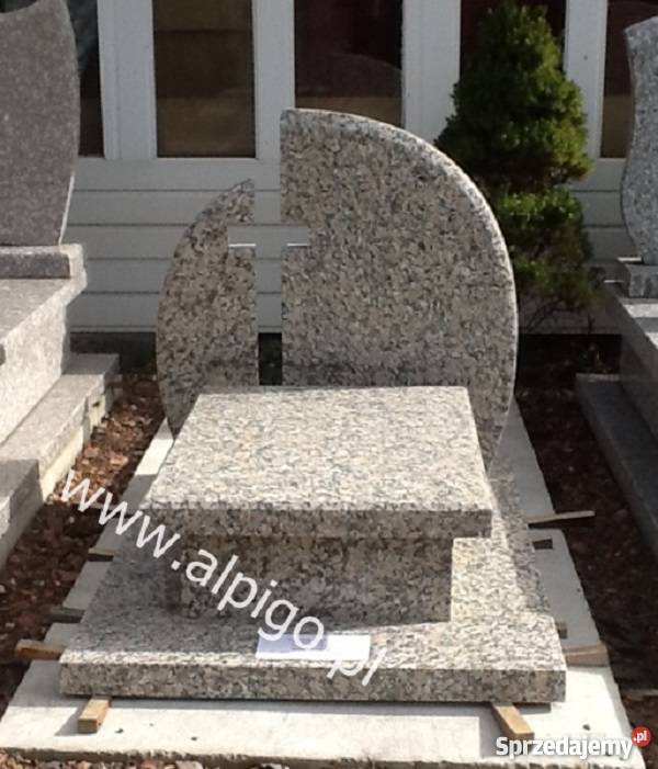 Nagrobek pomnik granitowy urna Alpigo Crema Katowice