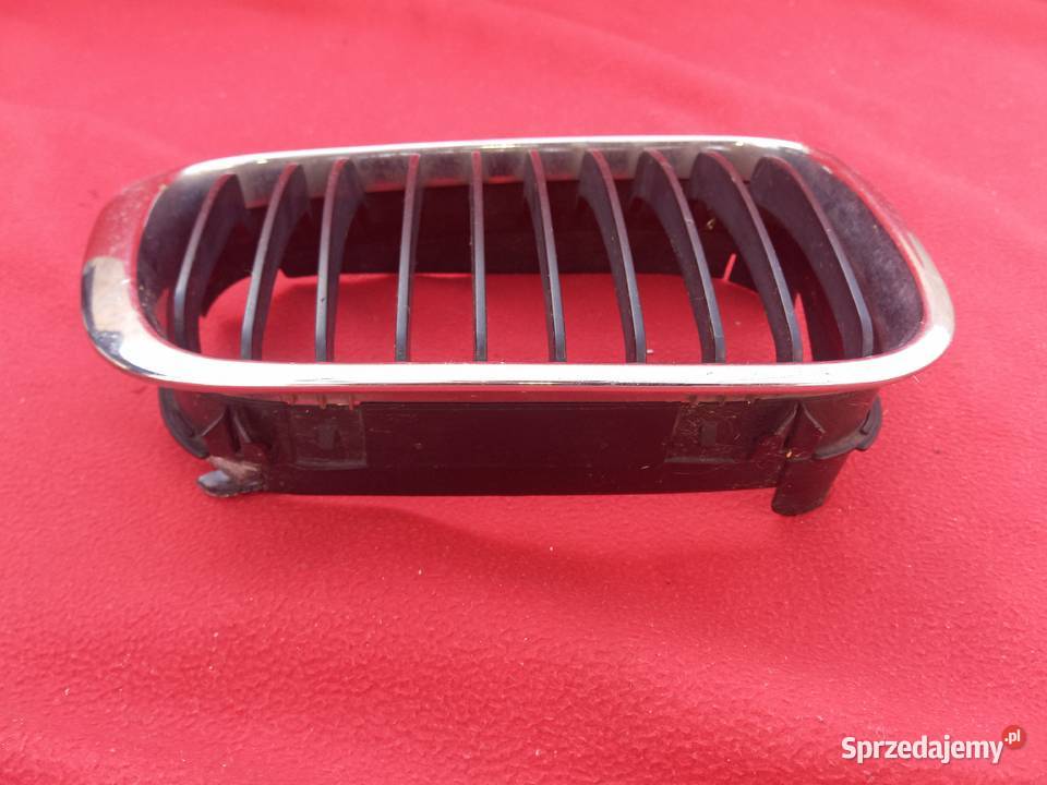BMW e46 Grill Atrapa Nerka Prawa Reda