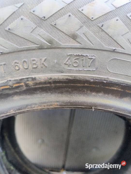 Opony zimowe Nokian Weatherproof 1557013 75T 75 zima Kraków sprzedam