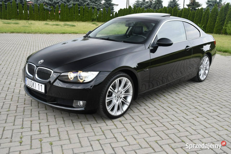 BMW 325 25benz CoupeSkóryKlimatr 2 2500cm3