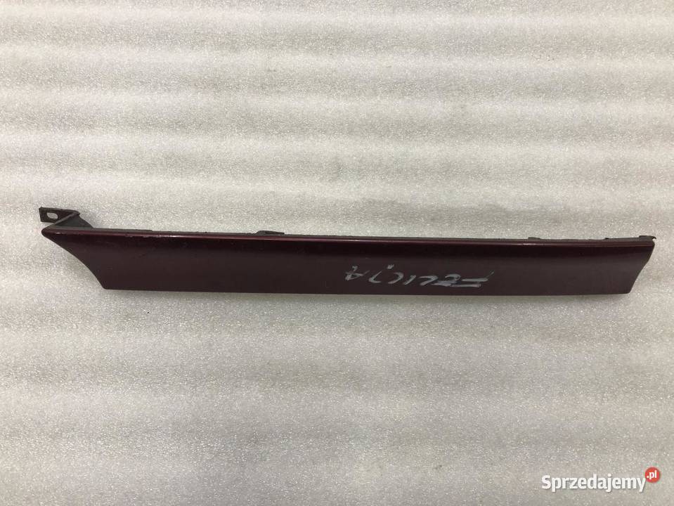 LISTWA LAMPY PRAWY PRZÓD SKODA FELICIA 6U0853816 osobowe Listwy i nakładki