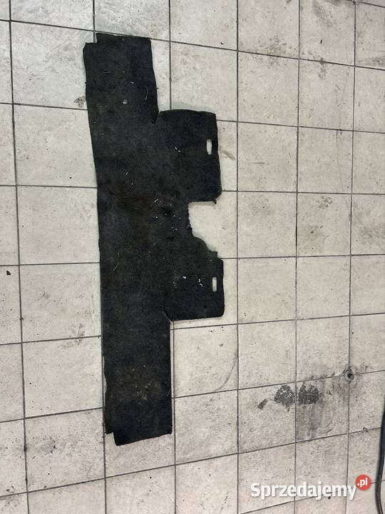 Wykładzina bagażnika e30 coupe tył tylnia Lublin
