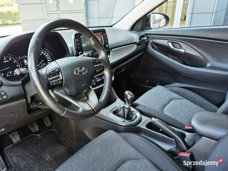 Hyundai i30 15 TGDI 6MT 48V 160 Wersja Smart manualna łódzkie Łódź