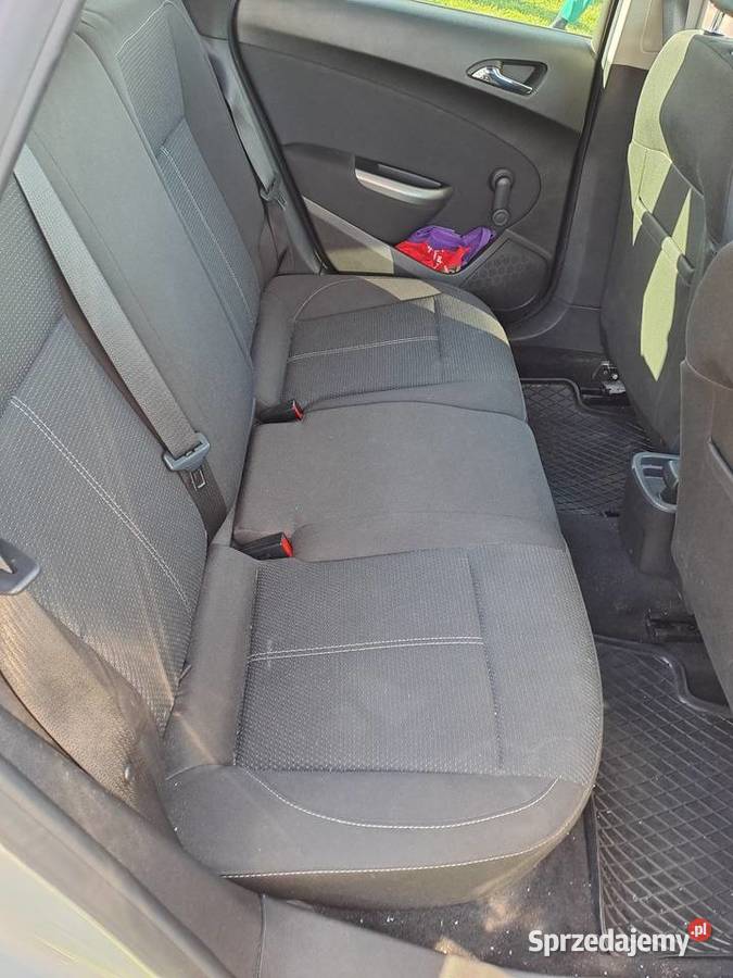 OPEL ASTRA J SPORTS TOURER 17 diesel 2011 światła przeciwmgielne Września