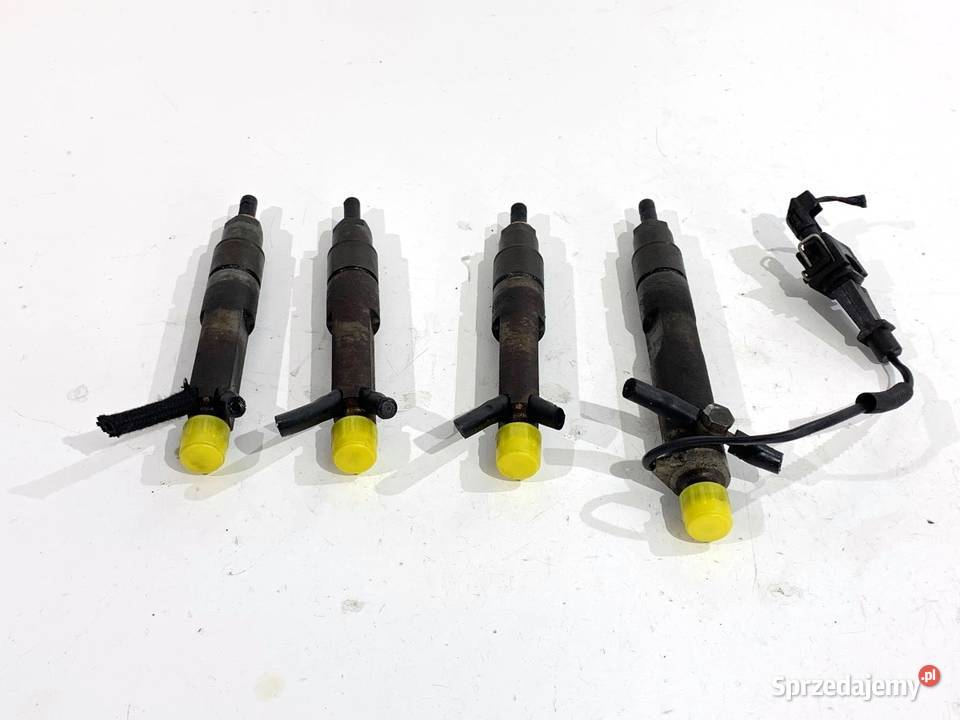 WTRYSKIWACZE KOMPLET SEAT LEON I 028130202P 19 Wtryskiwacze